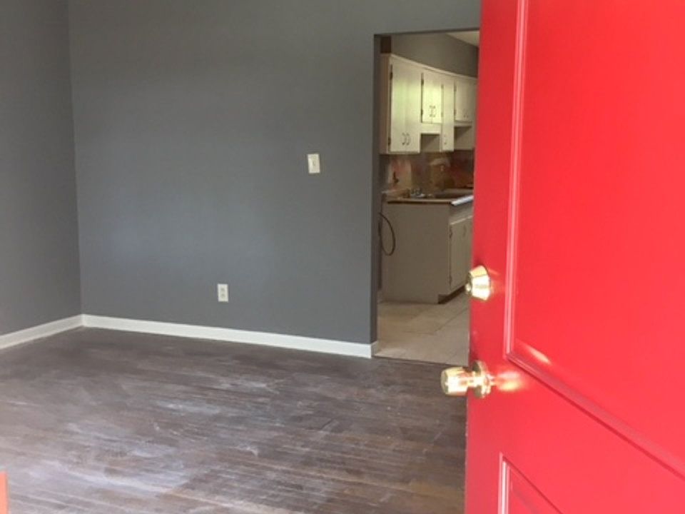 2nd image of 6438 Raymond Dr