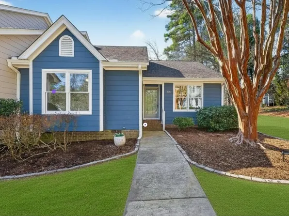 1537 Hemphill Dr, Raleigh, NC 27609