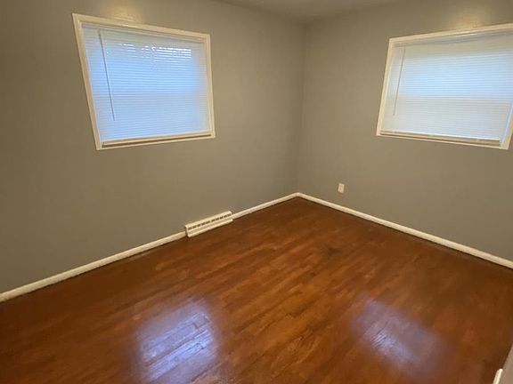 5th image of 1227 Prigge Ave