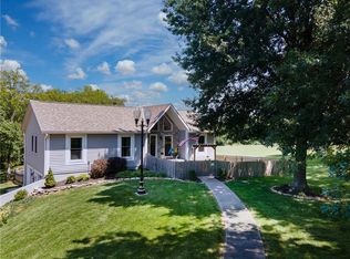 24411 S Myers Ct, Peculiar, MO 64078