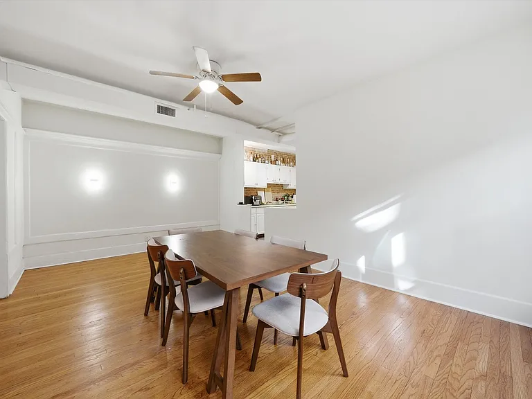 5210 S Ingleside Ave #2 — Photo 8