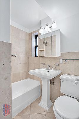 4th image of 209 E 2nd St #5E