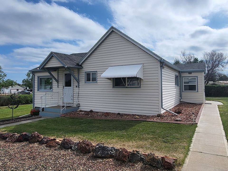 1st image of 609 1/2 N 8th St