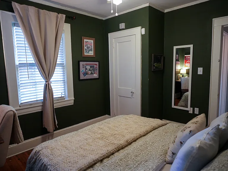 118 N Laurel Ave #2 — Photo 11