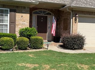 324 Creekside Ln, Pelham, AL 35124