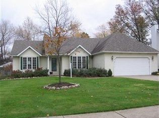 1291 Rae Rd, Cleveland, OH 44124