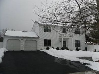 12 Nottingham Dr, Wheatley Heights, NY, 11798