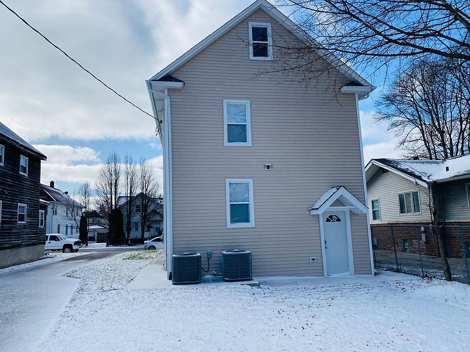 1st image of 718 Cummings Ave #2