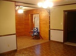2nd image of 1826 W Kirby Ave