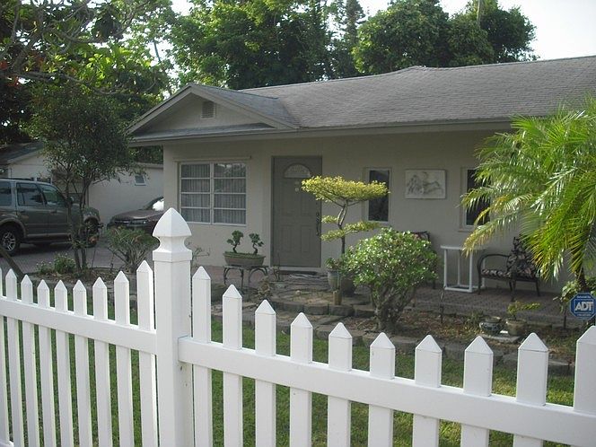 1st image of 6129 Hayes St