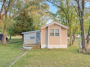 29/140 Woodhaven Dr E, Sublette, IL 61367