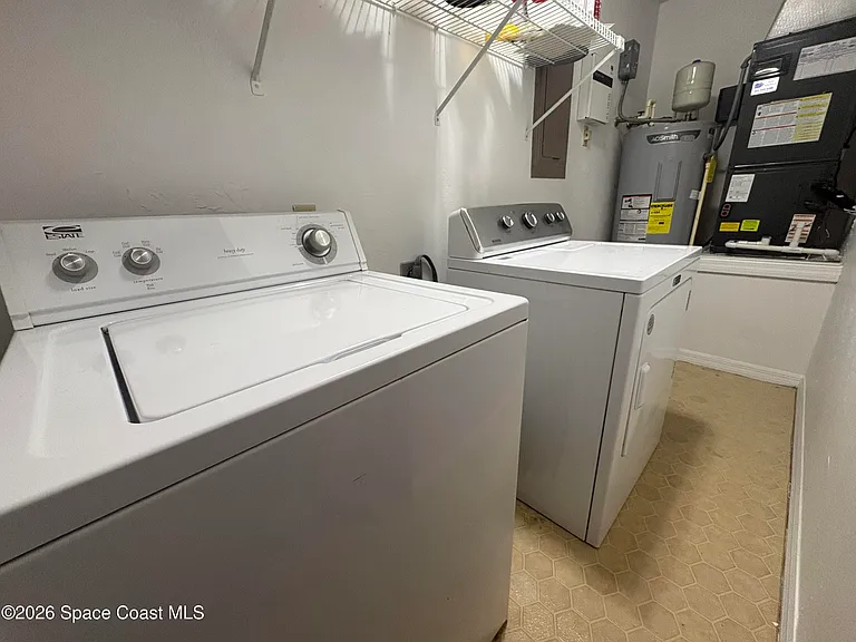 9020 York Ln #10H — Photo 15