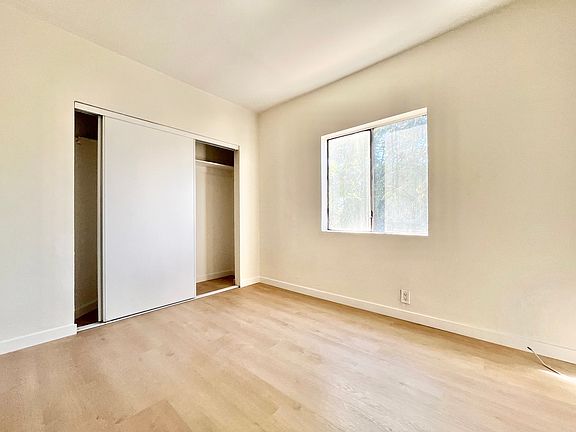 5th image of 625 W Vernon Ave #3A
