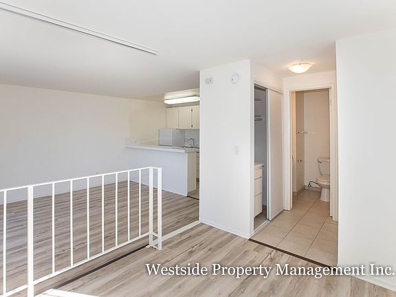 5th image of 5751 Camellia Ave APT 210