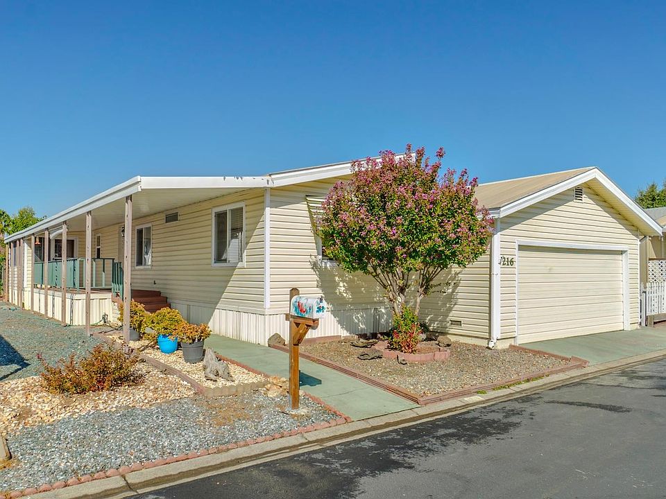 1st image of 216 Pau Hana Cir #216
