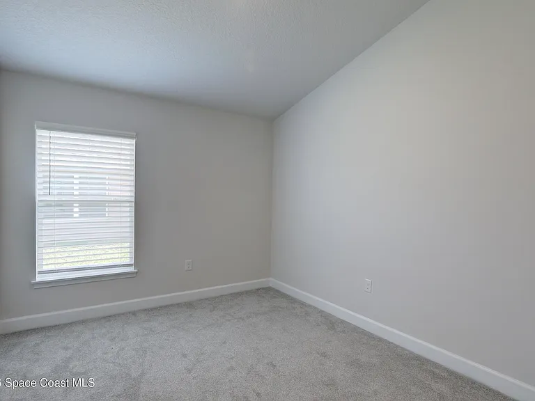 1884 Middlebury Dr SE — Photo 16