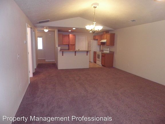 3rd image of 1463 Kellenbeck Ave