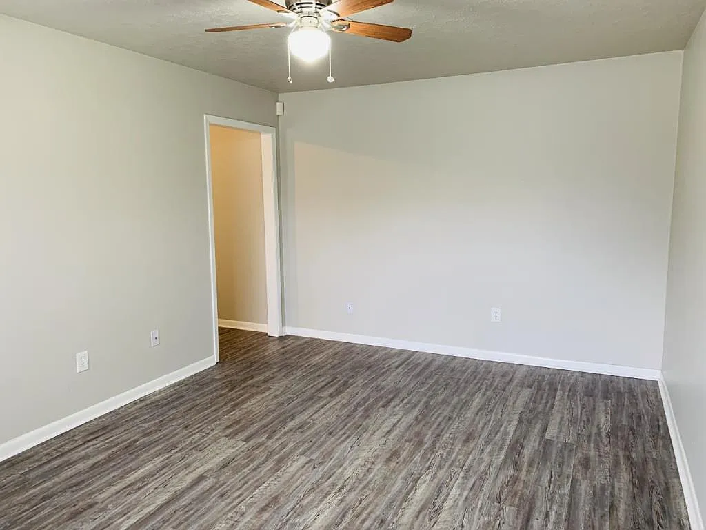 1 bed, 659 sqft, $975 — Photo 2