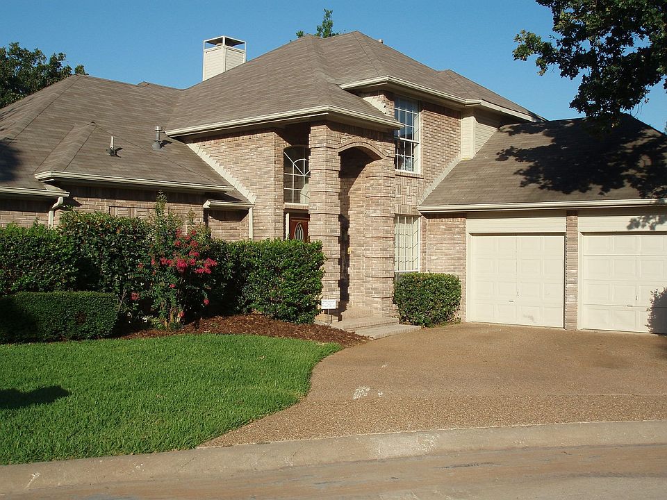 1st image of 2605 Creekside Ct