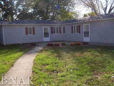 921 E North St, Clinton, IL, 61727
