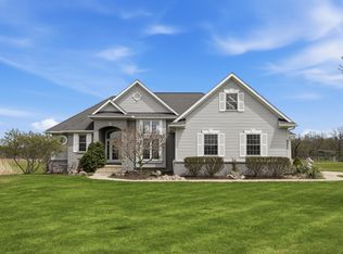 9550 Charles Ct, Dexter, MI 48130
