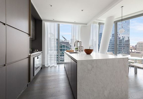 5th image of 645 W 59th St #2405