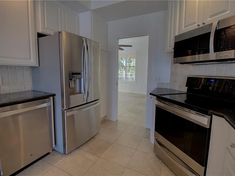 7681 Sicilia Ct — Photo 13