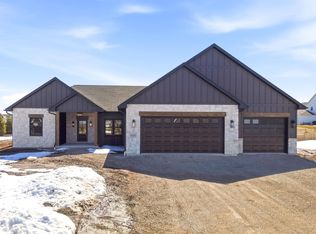 W6981 Ridgeline Trl, Greenville, WI 54942