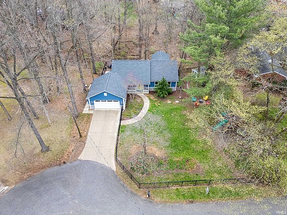 2nd image of 208 Wildwood Ct