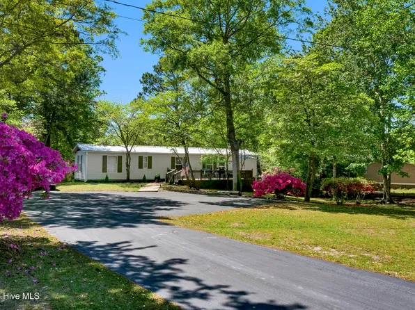 303 Buck Drive, Hampstead, NC 28443