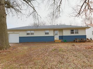 1412 S Luster Ave, Springfield, MO 65804