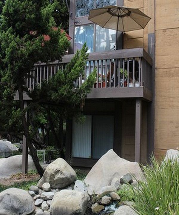 1st image of 10659 Lakefront Dr