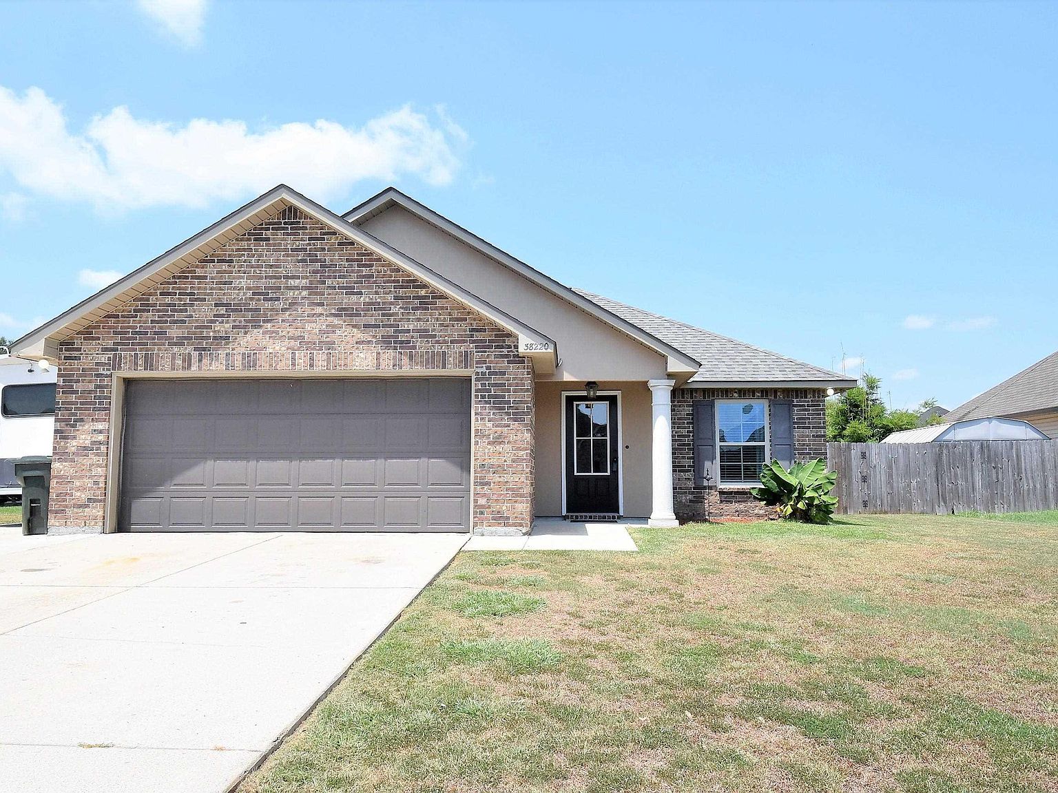 38220 Coral Reef Ct, Gonzales, LA 70737 Zillow