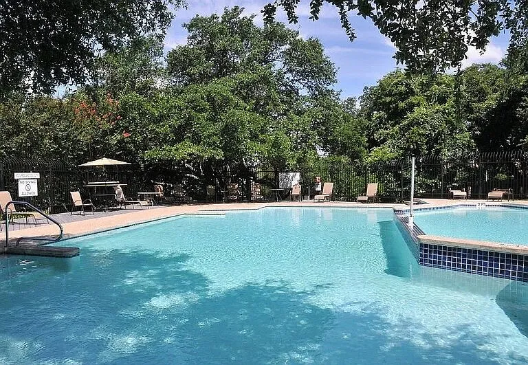 1015 E Yager Ln #141 — Photo 32