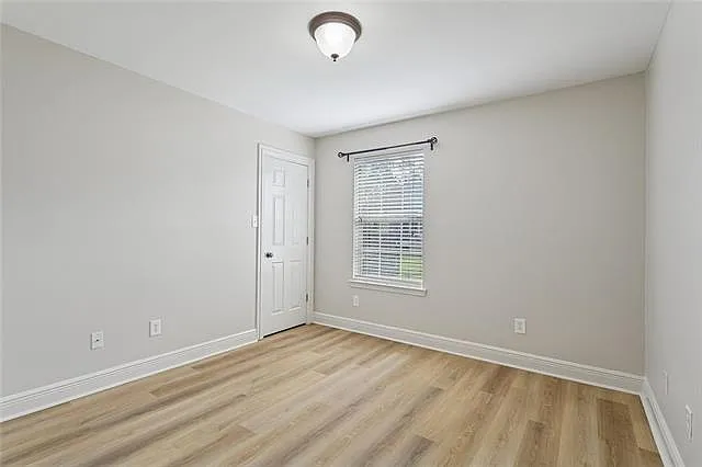 506 Northshore Ln — Photo 8