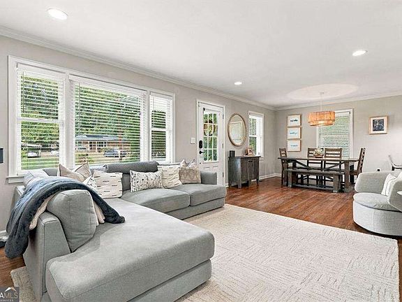 2nd image of 2567 McCurdy Way