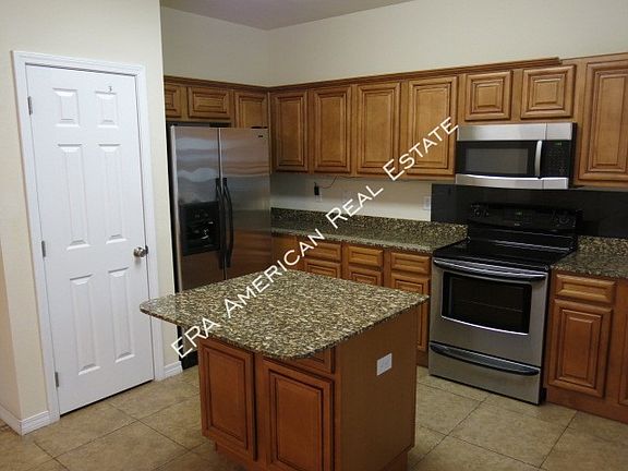 4th image of 1454 Bentley Cir