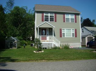 27 Lakewood Rd, Hewitt, NJ 07421