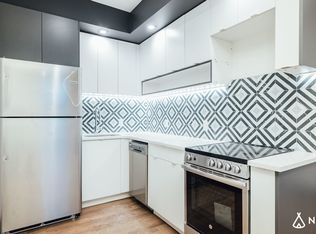 1079 Carroll St #3C, Brooklyn, NY 11225