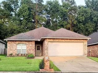 141 Lakeland Dr, Pineville, LA 71360