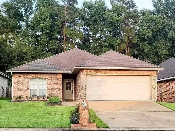 141 Lakeland Dr, Pineville, LA 71360