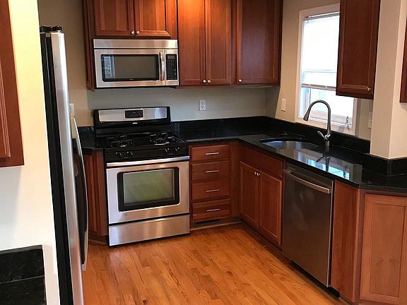 2nd image of 2800 Fort Dr