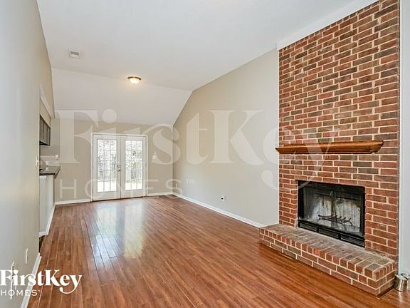 3rd image of 7140 Maryland Ct
