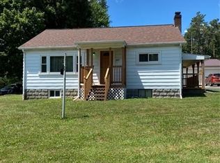 427 Chicora Rd, Butler, PA 16001