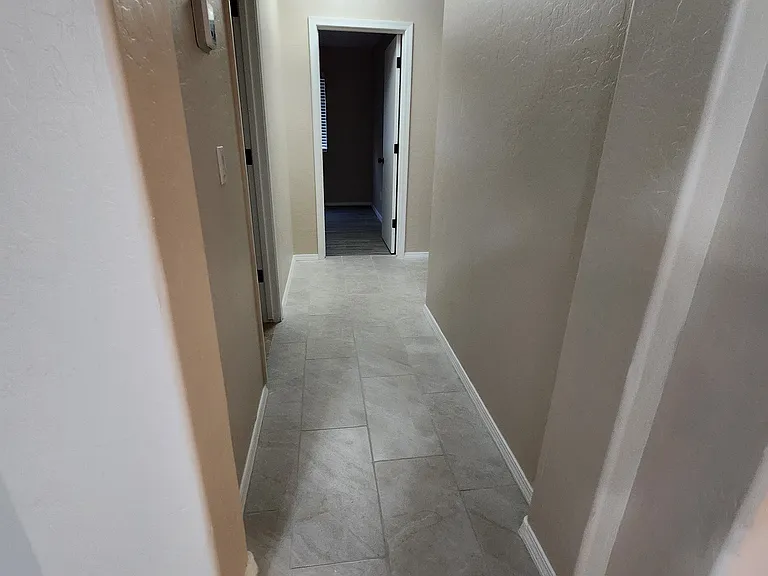 1512 E La Salle St — Photo 18