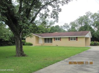 141 Main St, Gordon, GA 31031