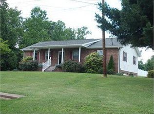 375 Jewell Rd, Parkersburg, WV 26101