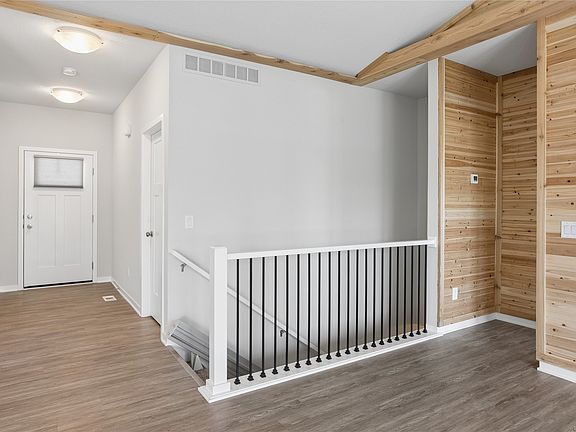 2nd image of 1603 E Franklin Ave