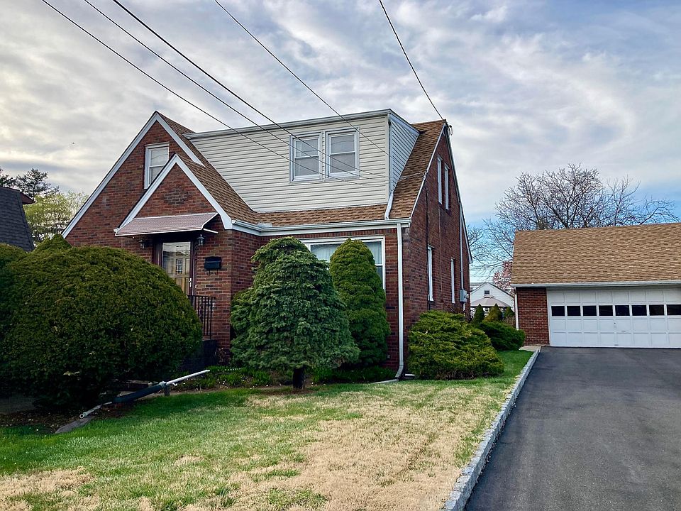 247 Kipp Ave, Elmwood Park, NJ 07407 Zillow