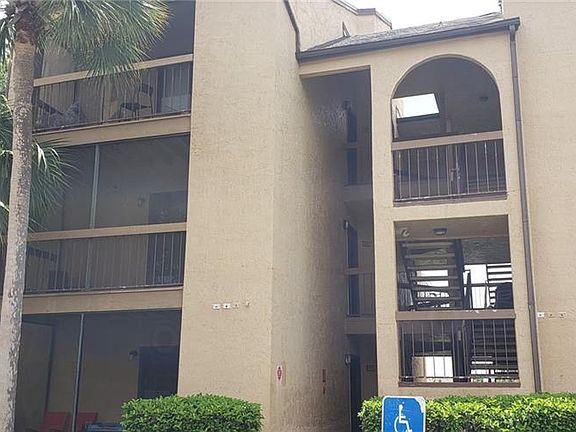 2nd image of 2060 Cascades Blvd Unit 301